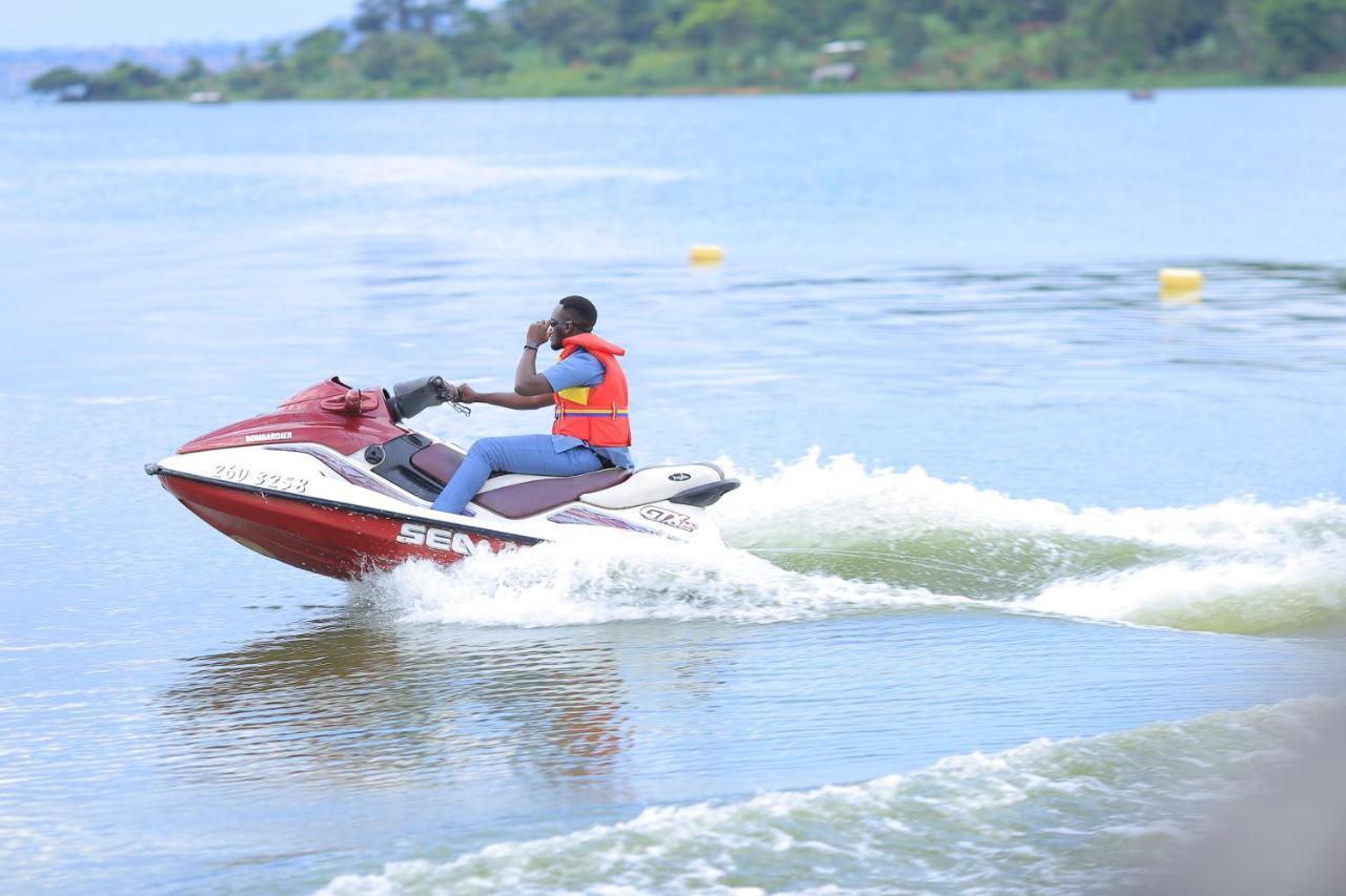 Divine Resort & Spa Kampala Zewnętrze zdjęcie